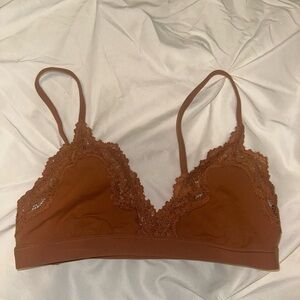 Skims fits everybody triangle lace bra